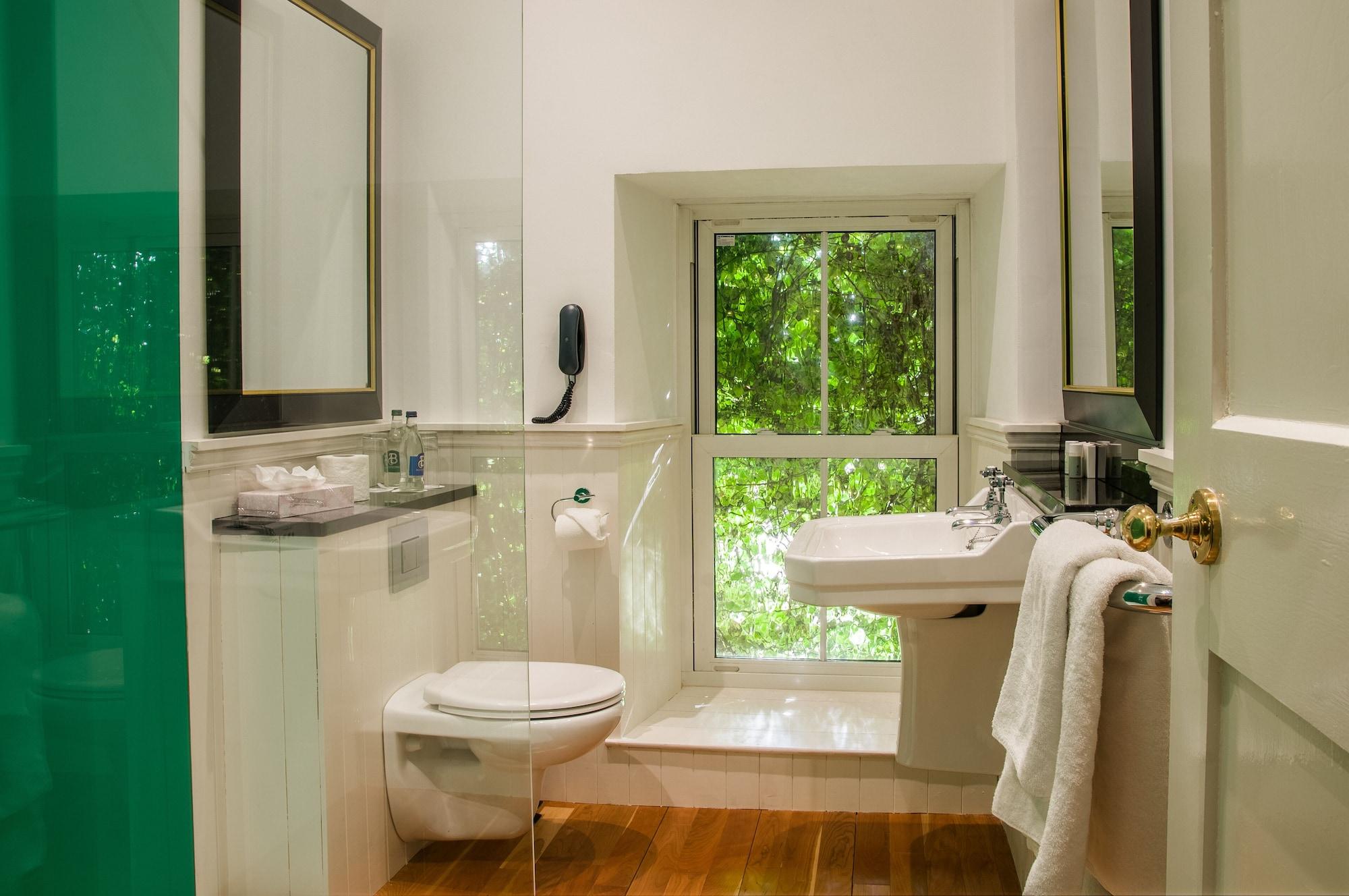 The Dunraven, 4*