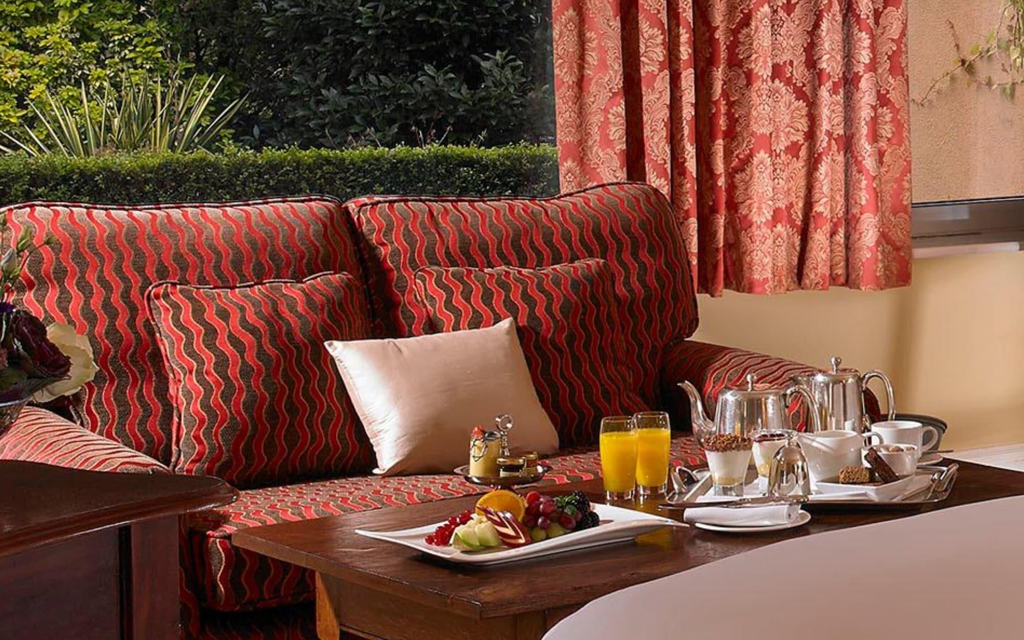The Dunraven, Hotel