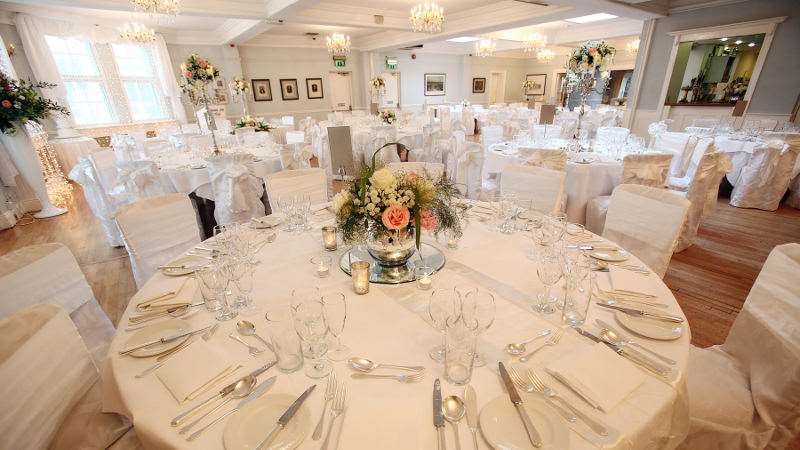 The Dunraven, Hotel