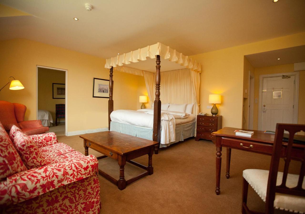 The Dunraven, 4*